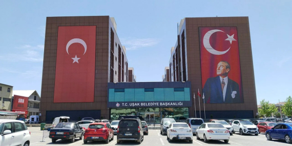 Uşak Belediyesi’nde rüşvet soruşturması: Başkan ve 11 gözaltı