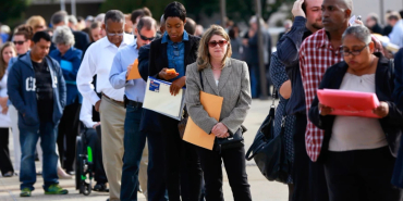 abd-de-issizlik-maasi-basvurulari-57-yilin-en-dusuk-seviyesine-indi-1777554309