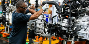 abd-de-sanayi-uretiminde-surpriz-dusus-1776348283