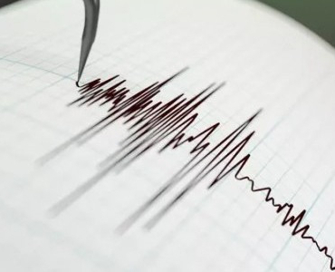 afad-duyurdu-akdeniz-de-kisa-araliklarla-iki-sarsinti-1777279061