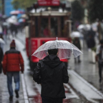 akom-istanbul-a-yeniden-soguk-ve-yagisli-hava-geliyor-1777463288