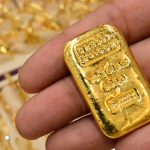 altinin-kaderi-hurmuz-de-rehin-kaldi-1777009983