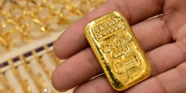 altinin-kaderi-hurmuz-de-rehin-kaldi-1777009983