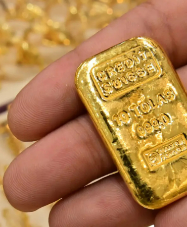 altinin-kaderi-hurmuz-de-rehin-kaldi-1777009983