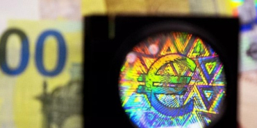 avrupa-merkez-bankasi-faiz-kararini-acikladi-1777551355