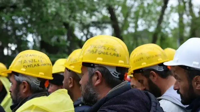 bakan-bayraktar-isciye-borcu-olan-tesvik-alamayacak-1777457567