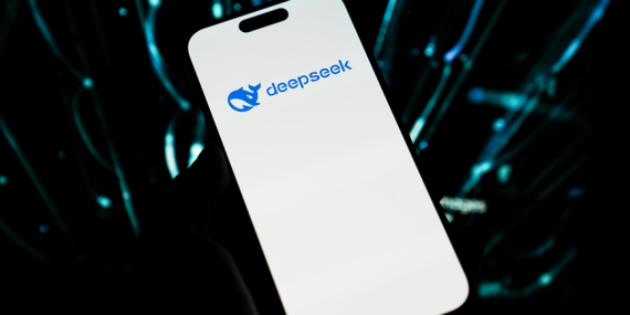 Çinli DeepSeek, V4 modelinin yeni versiyonunu tanıttı