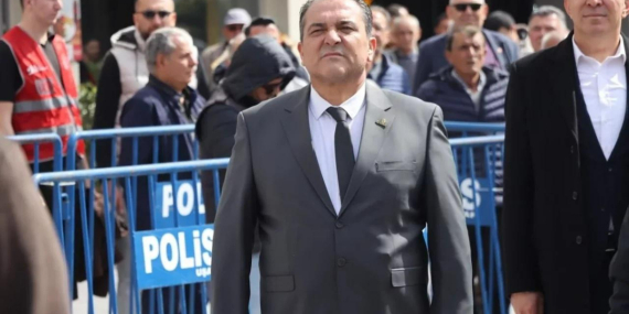 Eşme Belediyesi’ne operasyon: Başkan Tozan gözaltında