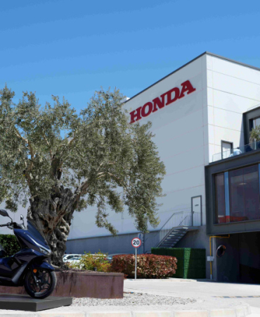 honda-turkiye-de-uretime-motosiklet-fabrikasiyla-dondu-1777449940