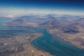 iran-duyurdu-bir-petrol-tankeri-daha-abd-ablukasini-deldi-1776769516