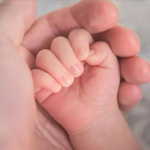 kagider-den-dogum-izni-yorumu-isveren-bacagi-kisa-kalmis-1777011186