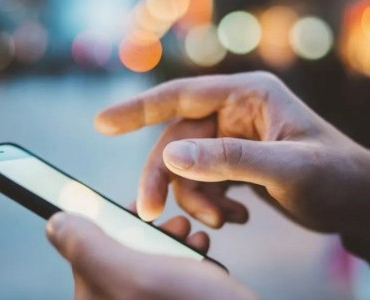 mobilde-tarihi-goc-numara-tasima-sayisi-ulke-nufusunun-2-4-katini-gecti-1776850961