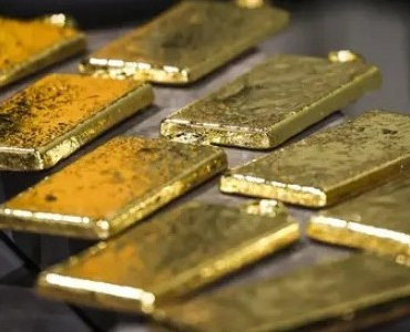 orta-dogu-da-tansiyon-artti-altin-ve-petrol-haftaya-nasil-basladi-1776661967