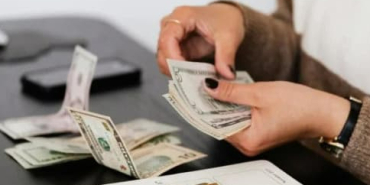 reel-sektorun-doviz-acigi-yaklasik-8-yilin-zirvesine-cikti-1776859150