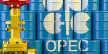 savas-sonrasi-opec-in-petrol-uretiminde-tarihi-dusus-1776084038