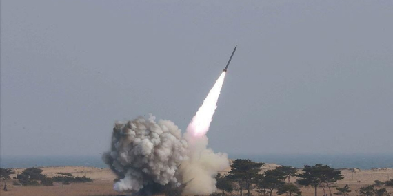 Husiler, İsrail’in güneyine balistik füze saldırısı düzenledi