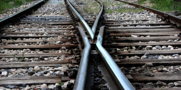 suudi-arabistan-dan-turkiye-ye-uzanacak-demir-yolu-icin-calismalar-yil-sonuna-kadar-tamamlanacak-1776865444