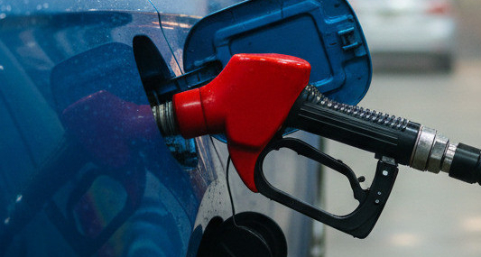 Gece yarısı tabelalar değişti: Benzin ve motorin zamlandı