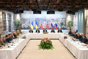 ukrayna-dan-baris-masasi-icin-turkiye-onerisi-1776842993