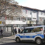 ulke-genelinde-okullarda-guvenlik-tedbirleri-artirildi-1776326441