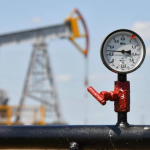 wti-fiyati-4-yil-sonra-brent-in-uzerine-cikti-1775563482