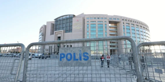 16 ilde siber baskın: 7 milyar TL’lik varlığa el kondu