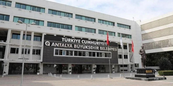 Antalya Büyükşehir’e operasyon: Üç ilde 25 gözaltı