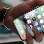 apple-yapay-zeka-davasinda-250-milyon-dolar-odemeyi-kabul-etti-1778138561