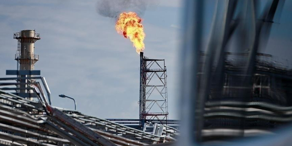 Avrupa’da Gaz Fiyatları Çift Haneli Geriledi