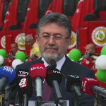 bakan-yumakli-cumhuriyet-tarihimizin-en-guclu-yanginla-mucadele-kapasitesine-sahibiz-1778493367