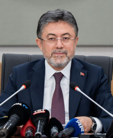 bakan-yumakli-devletimiz-tum-imkanlariyla-sahadadir-1777884681