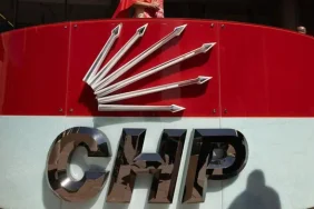 chp-icin-mutlak-butlan-karari-cikti-borsada-devre-kesici-calisti-1779375521