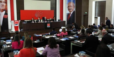 chp-parti-meclisi-toplantisi-oncesi-guncel-uye-listesi-netlesti-1779804719