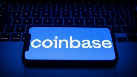 coinbase-personelinin-yuzde-14-unu-isten-cikariyor-1777980303