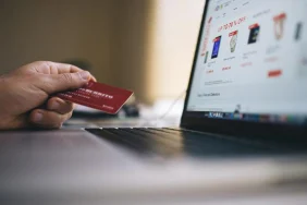 e-ticaret-hacmi-5-yilda-10-trilyon-lirayi-asti-1779092421