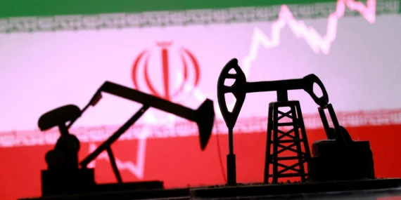 İran basını: ABD, İran petrol yaptırımlarını geçici kaldırdı
