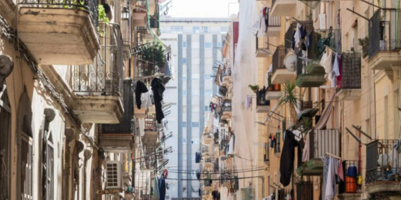İspanya’da balkonlarda çamaşır asmak yasaklandı