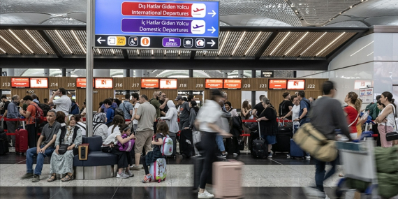 İstanbul havalimanları yolcu rekoru kırdı