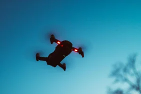 izinsiz-dron-ucuran-kisiye-108-bin-tl-ceza-kesildi-1779368262
