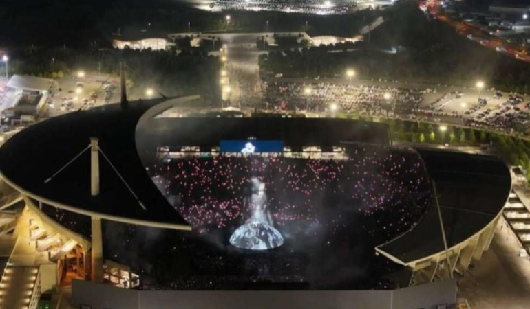 kanye-west-istanbul-da-tarih-yazdi-118-bin-kisiyle-dunya-rekoru-1780212430