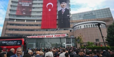 kemal-kilicdaroglu-uzun-zaman-sonra-chp-genel-merkezi-nde-1780141304