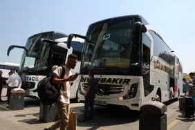otobus-firmalarinda-bayram-mesaisi-12-bin-ek-sefer-geliyor-1778844183