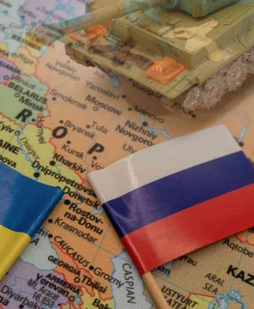 putin-ve-zelenskiy-gecici-ateskes-ilan-etti-1777971227