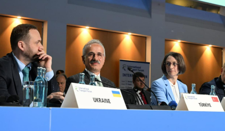 uluslararasi-ulastirma-forumu-nun-2027-donem-baskani-turkiye-oldu-1778146586