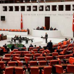 yeni-haftada-meclis-in-gundeminde-olacak-3-baslik-1777812271
