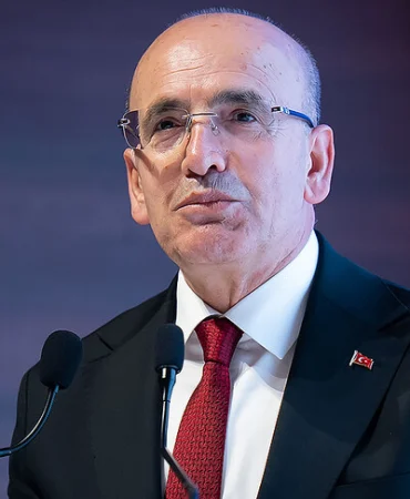 bakan-simsek-turkiye-yi-kuresel-uretim-merkezi-haline-getirecegiz-1781526886