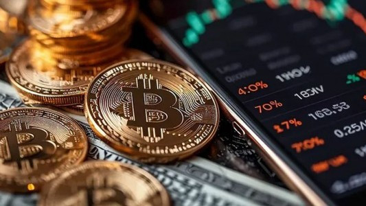 bitcoin-iki-ay-sonra-70-bin-dolarin-altina-indi-1780403293