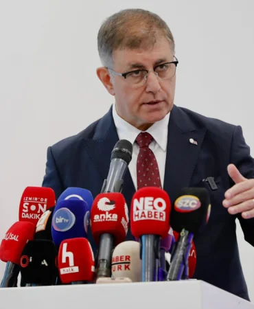 cemil-tugay-chp-den-istifa-etti-1781808356