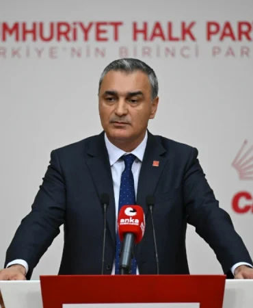 chp-de-26-il-yonetimi-gorevden-alindi-1782829645