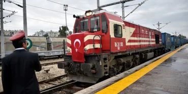 demir-ipek-yolu-nda-yeni-adim-btk-hatti-tam-kapasiteye-geciyor-1780409815